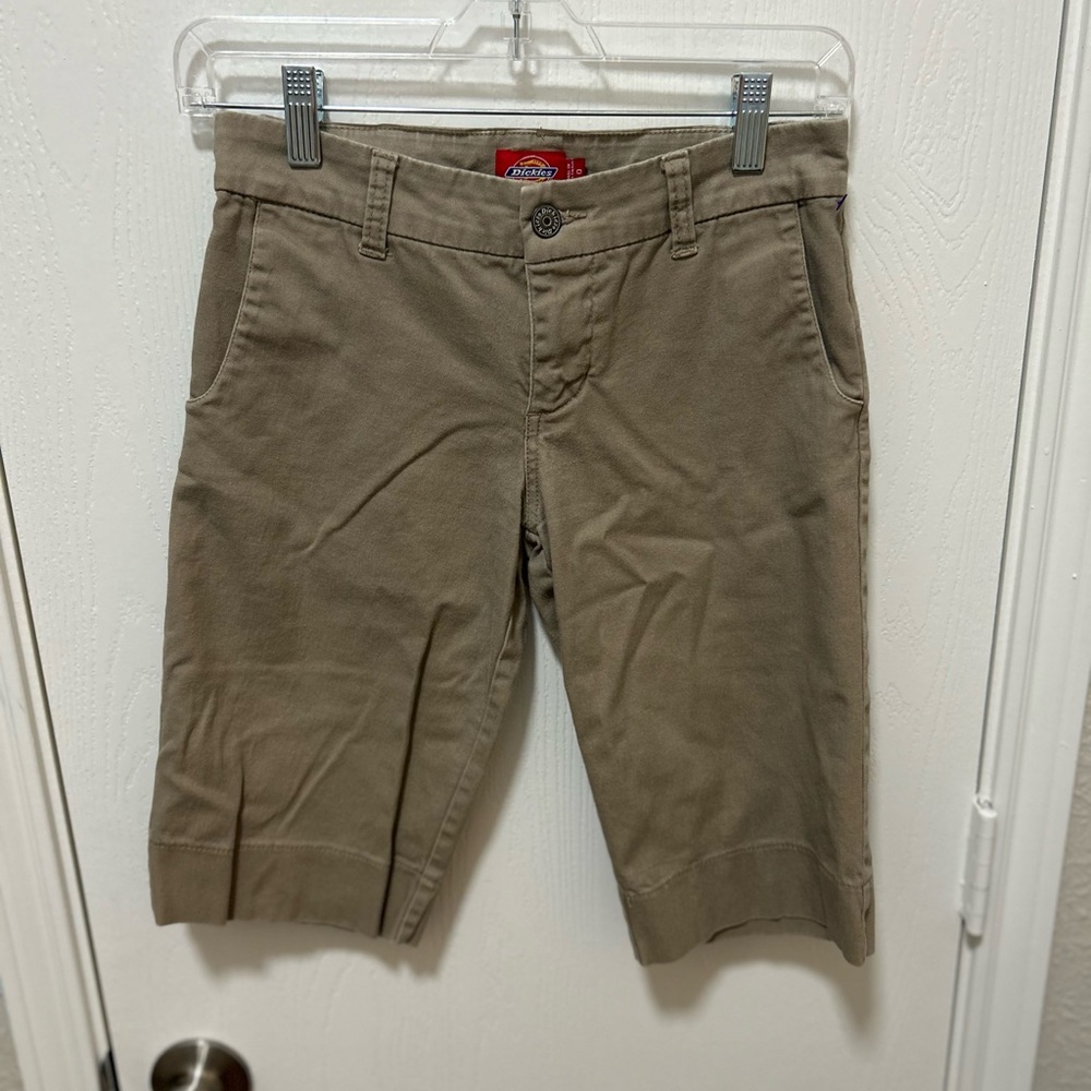 Dickies Tan Bermuda Shorts Size 0